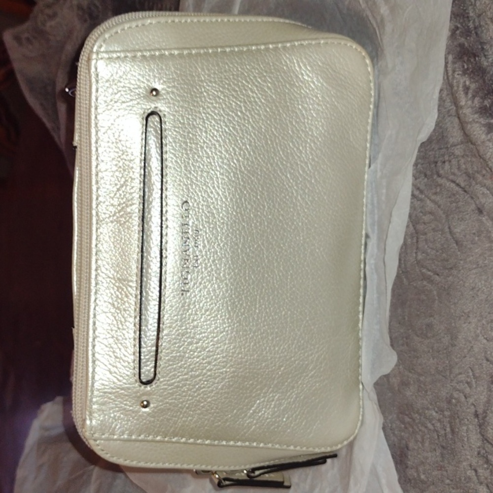 Tignanello crossbody/belt bag with strap, NWOT